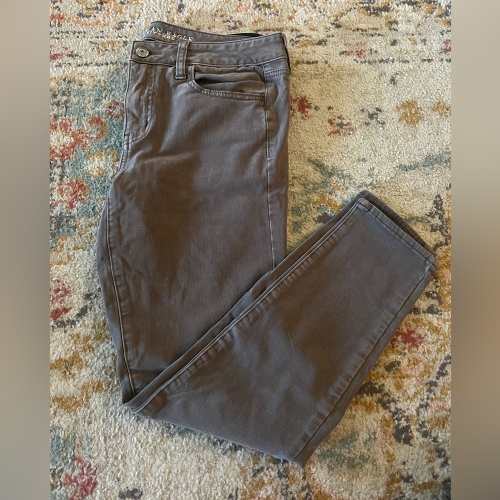American Eagle Tan/Dark Brown Jegging Size 12